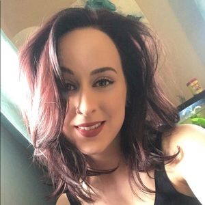 Meet your Posher, Deanna